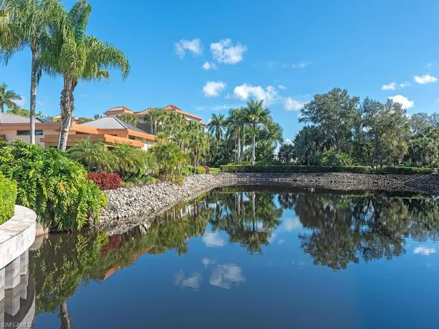 $625,000 | 6760 Pelican Bay Boulevard, Unit 332, Naples, FL 34108