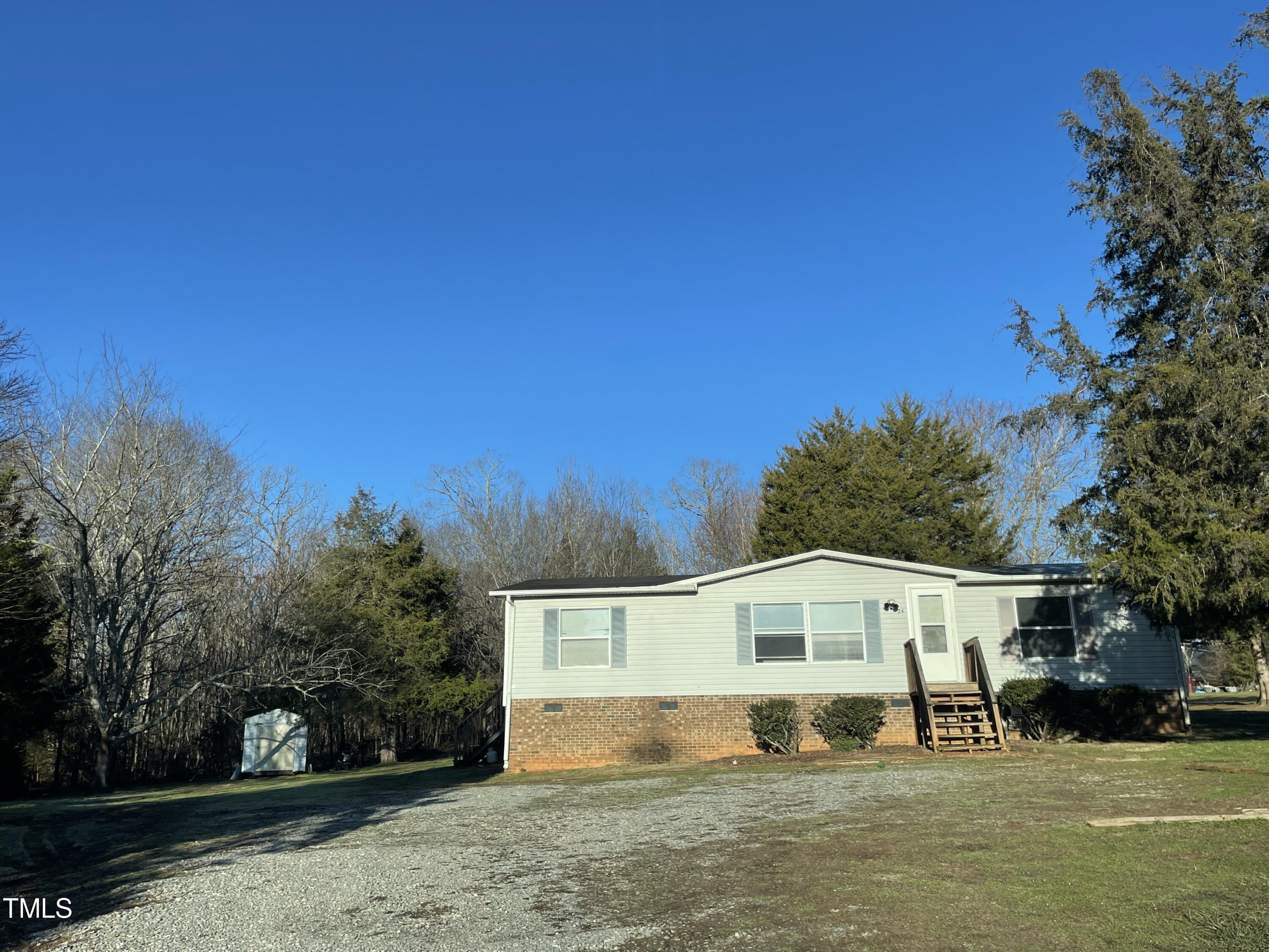24 Christopher Way Roxboro, NC 27574 - Photo 2 of 14 IMG_0722