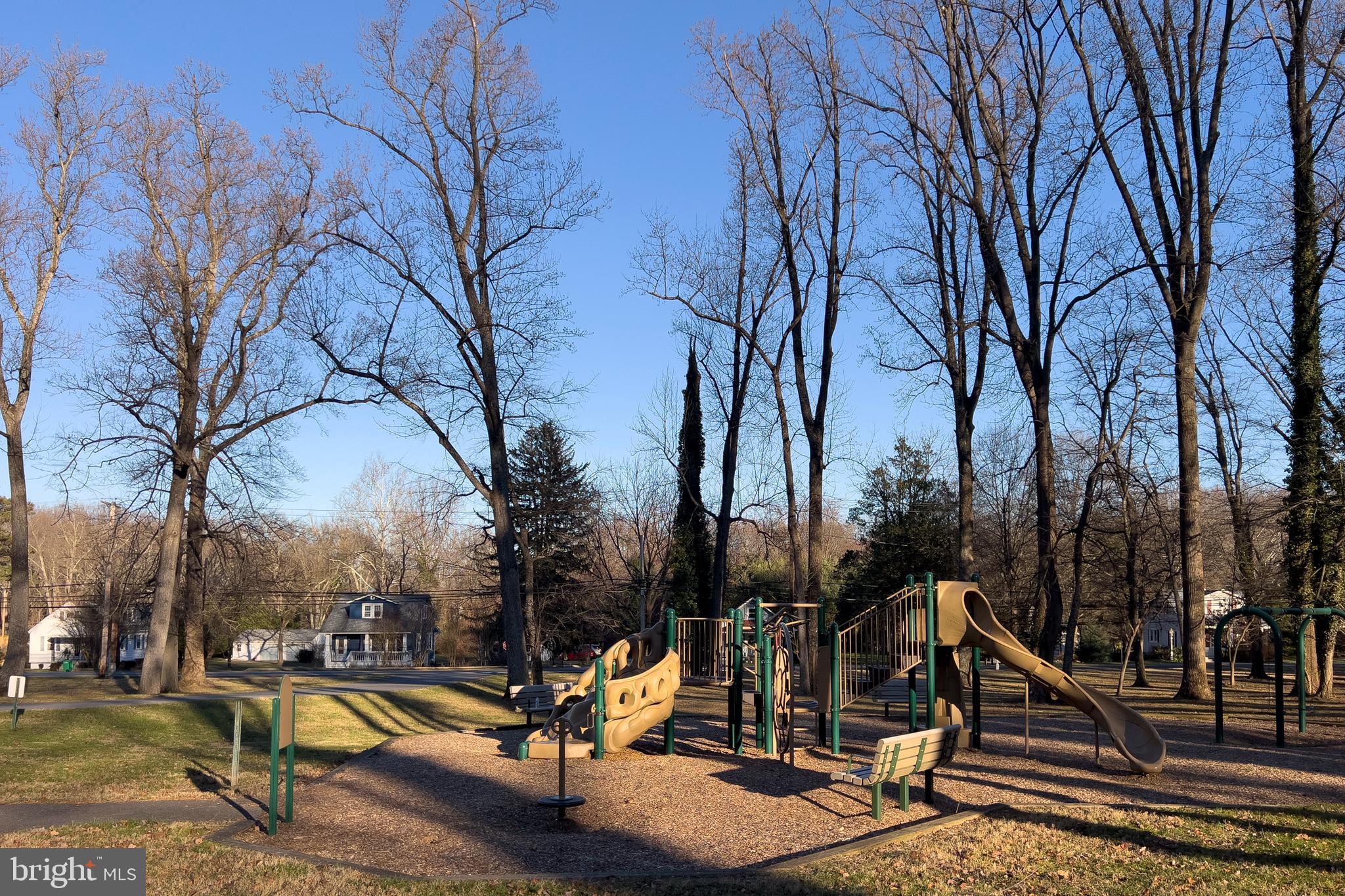 6905 Highbridge Road Bowie, MD 20720 - Photo 28 of 37 Park Playset