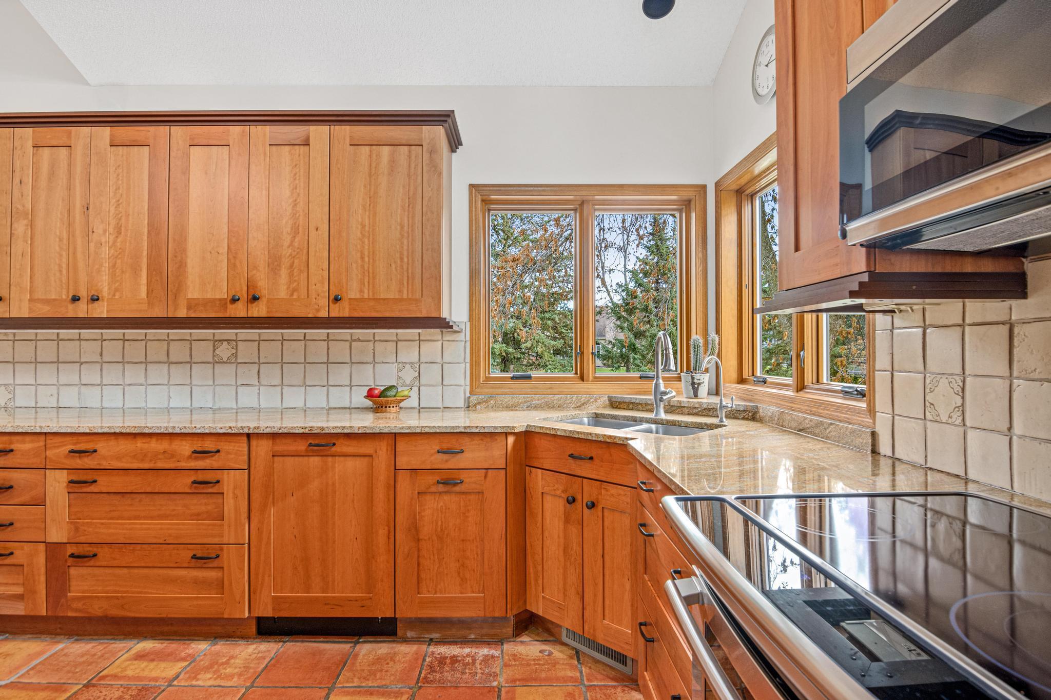 4 Raven Road North Oaks, MN 55127 - Photo 13 of 39 Gallery Image 13