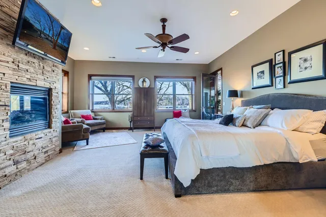 $2,995,000 | 19900 Cottagewood Road, Deephaven, MN 55331