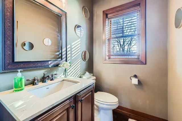 $2,995,000 | 19900 Cottagewood Road, Deephaven, MN 55331