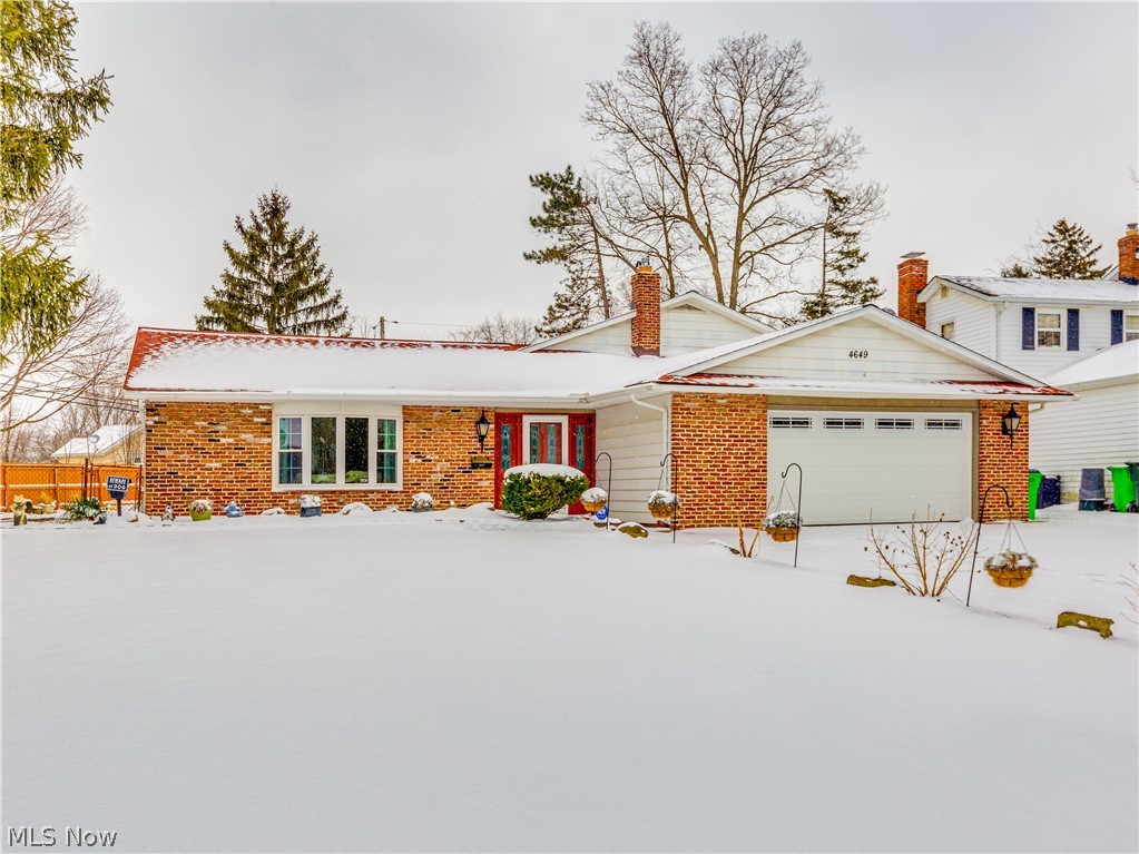4649 Telhurst Road South Euclid, OH 44121 - Photo 2 of 32