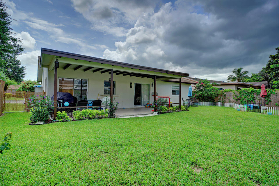 22581 Southwest 65th Avenue Boca Raton, FL 33428 - Photo 17 of 18 RX-10248177 (2)