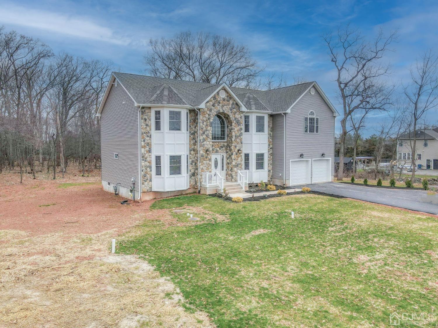 40 Suydam Road Somerset, NJ 08873 - Photo 2 of 60 Gallery Image 2