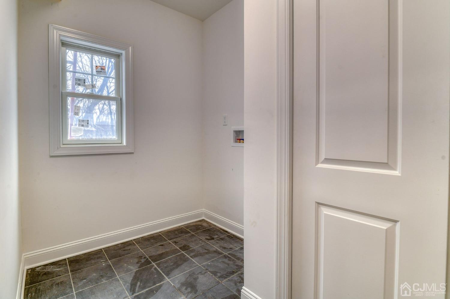 40 Suydam Road Somerset, NJ 08873 - Photo 32 of 60 Gallery Image 32