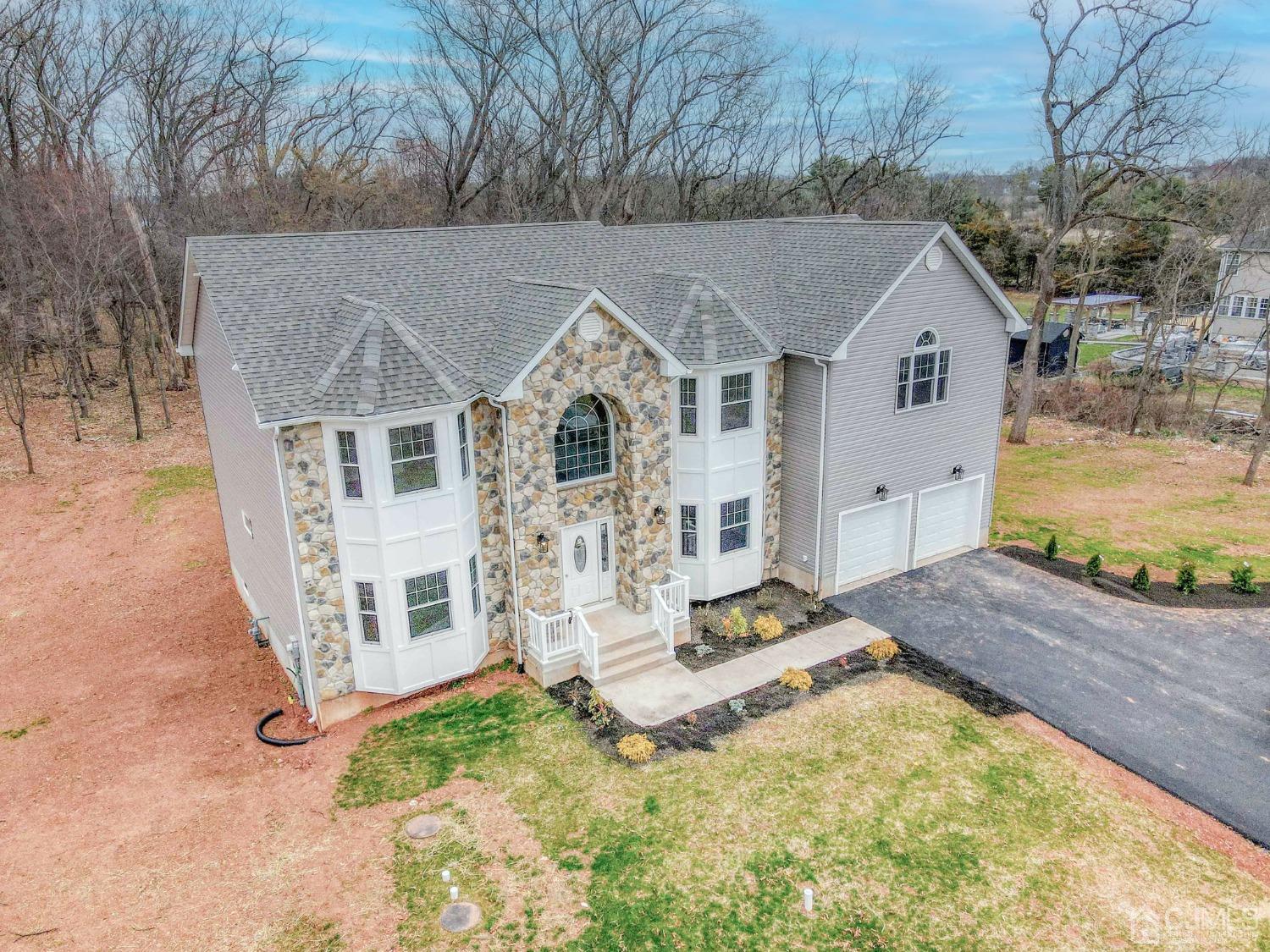 40 Suydam Road Somerset, NJ 08873 - Photo 4 of 60 Gallery Image 4