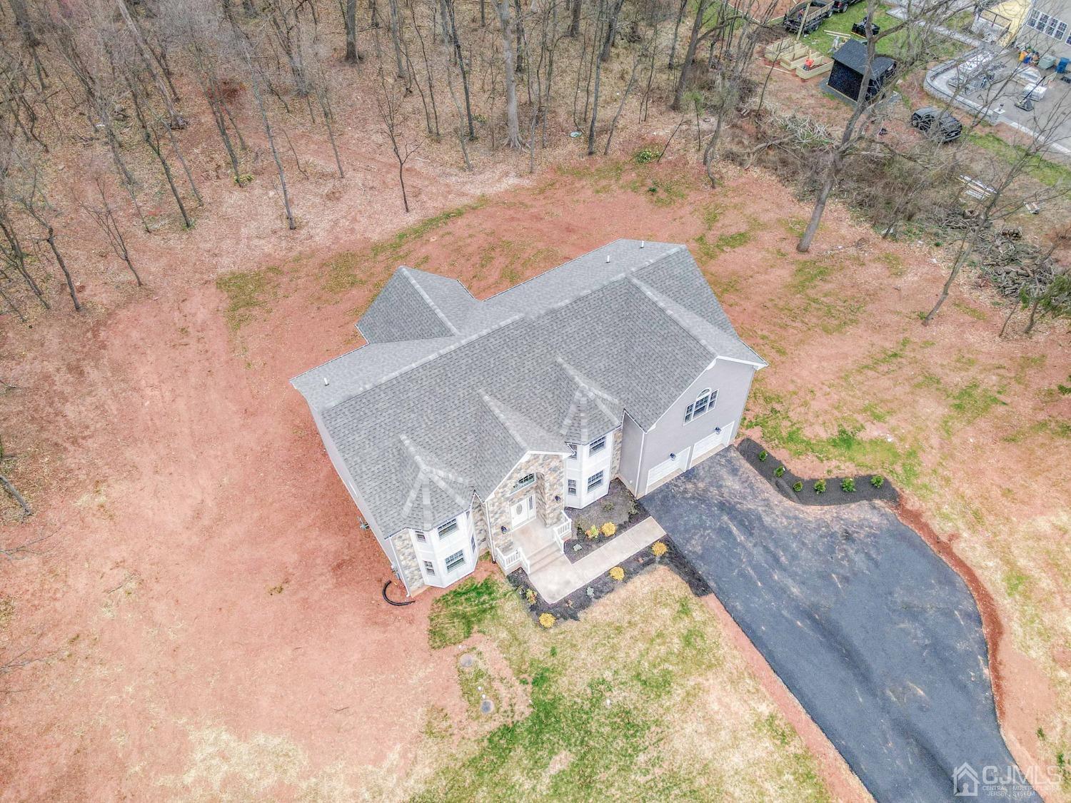 40 Suydam Road Somerset, NJ 08873 - Photo 5 of 60 Gallery Image 5