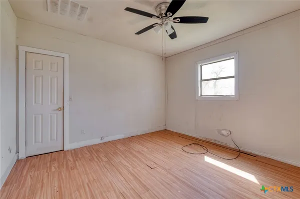 $299,300 | 430 North Farm To Market 487, Unit TRACT 2, Rockdale, TX 76567