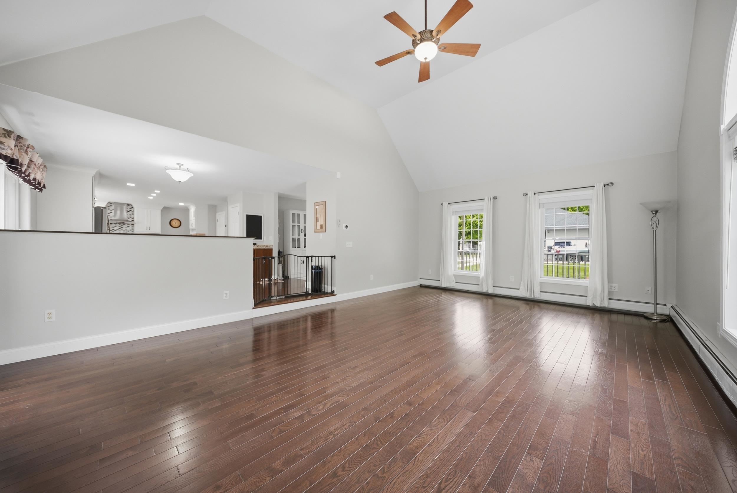 13 Stirling Avenue Hooksett, NH 03106 - Photo 16 of 50