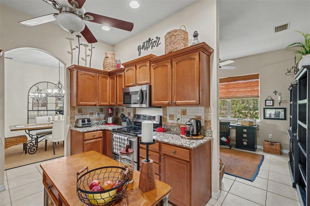 12040 Centralia Road Weeki Wachee, FL 34614 - Photo 16 of 65