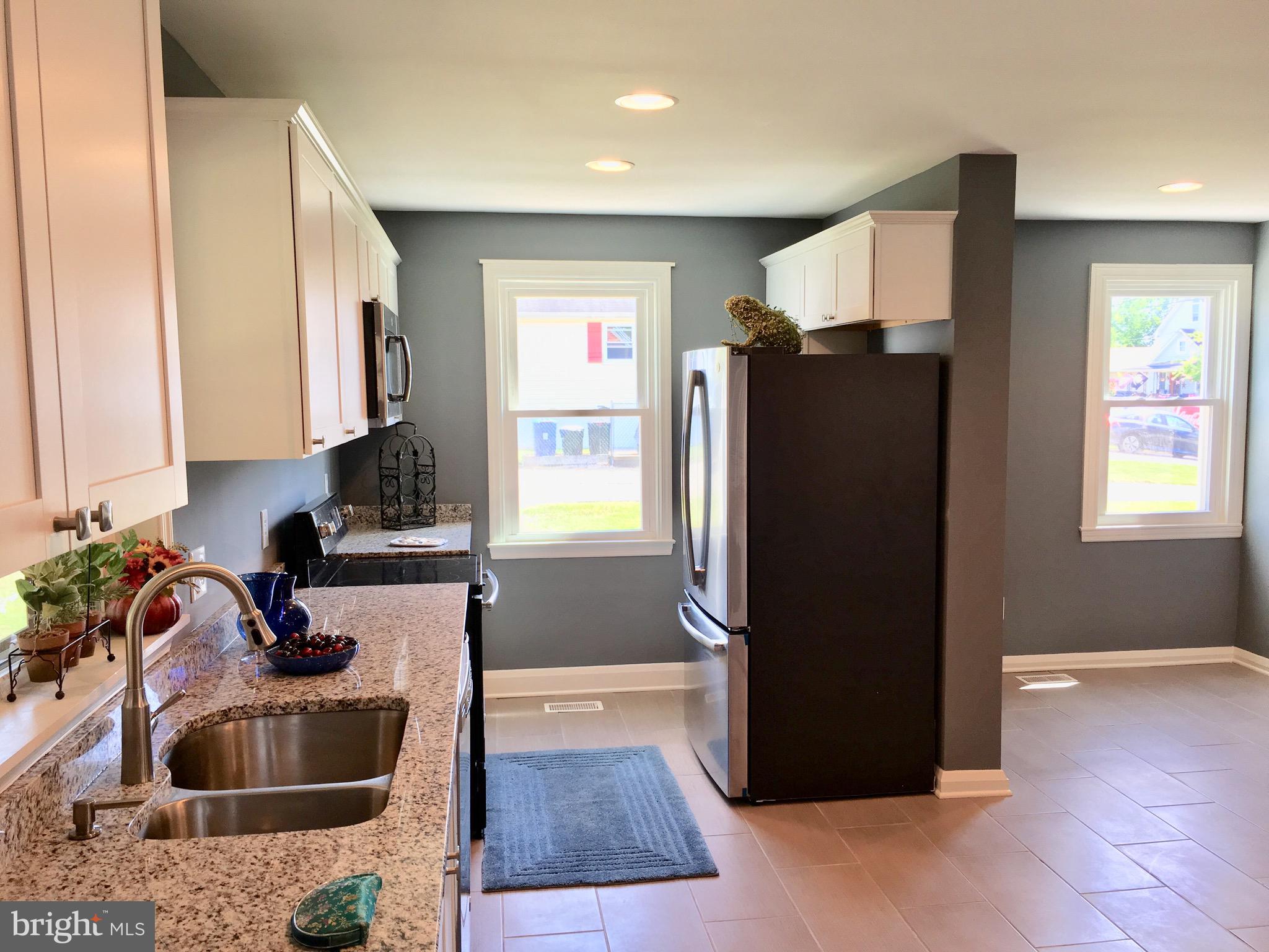 340 Upperlanding Road Baltimore, MD 21221 - Photo 12 of 29