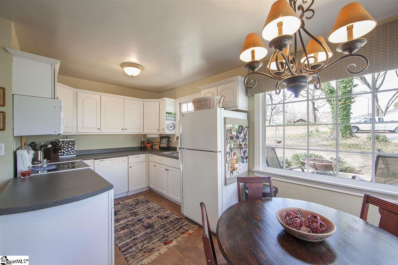 516 Grove Road Greenville, SC 29605 - Photo 15 of 36