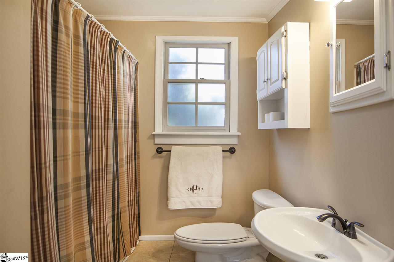 516 Grove Road Greenville, SC 29605 - Photo 26 of 36