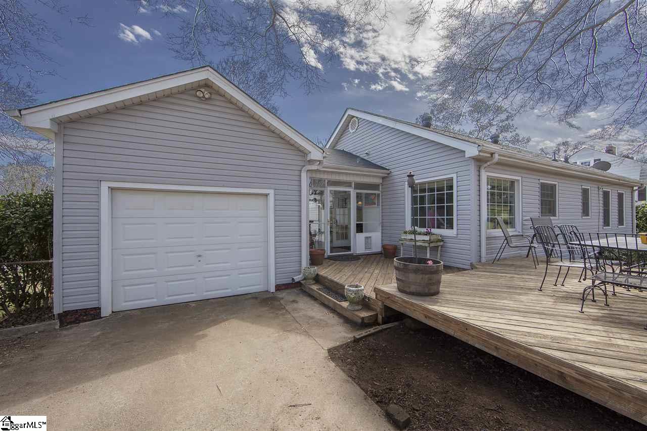 516 Grove Road Greenville, SC 29605 - Photo 33 of 36