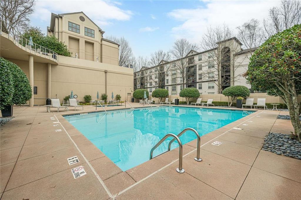 3475 Oak Valley Road Northeast, Unit 930 Atlanta, GA 30326 - Photo 17 of 65