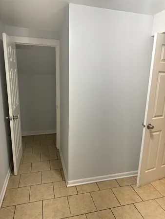 $2,500 | 6344 South Eberhart Avenue, Unit 1, Chicago, IL 60637