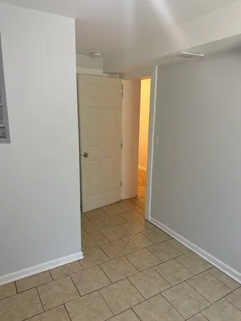 $2,500 | 6344 South Eberhart Avenue, Unit 1, Chicago, IL 60637