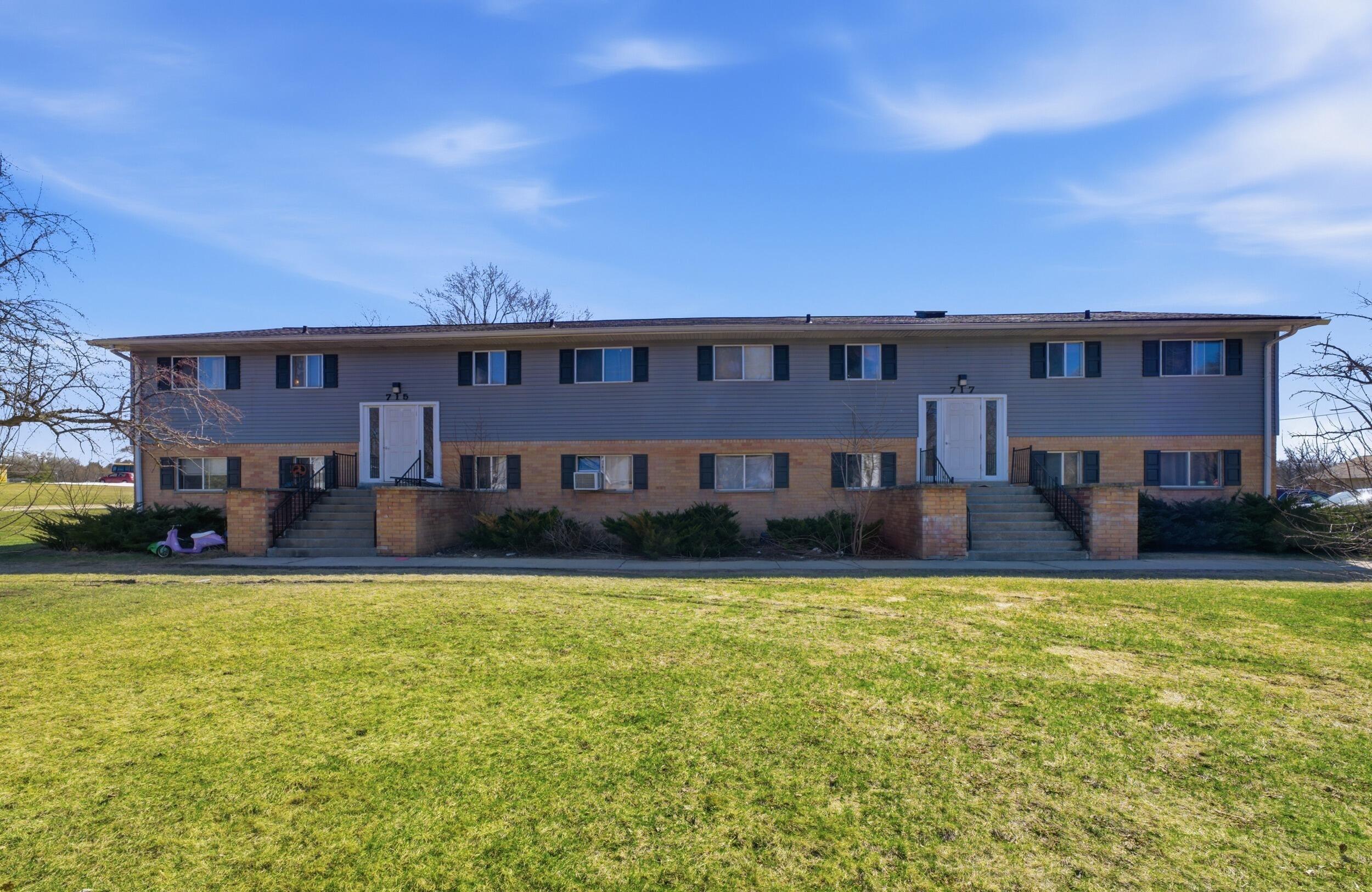 717 Maple Street Palmyra, WI 53156 - Photo 2 of 15 1