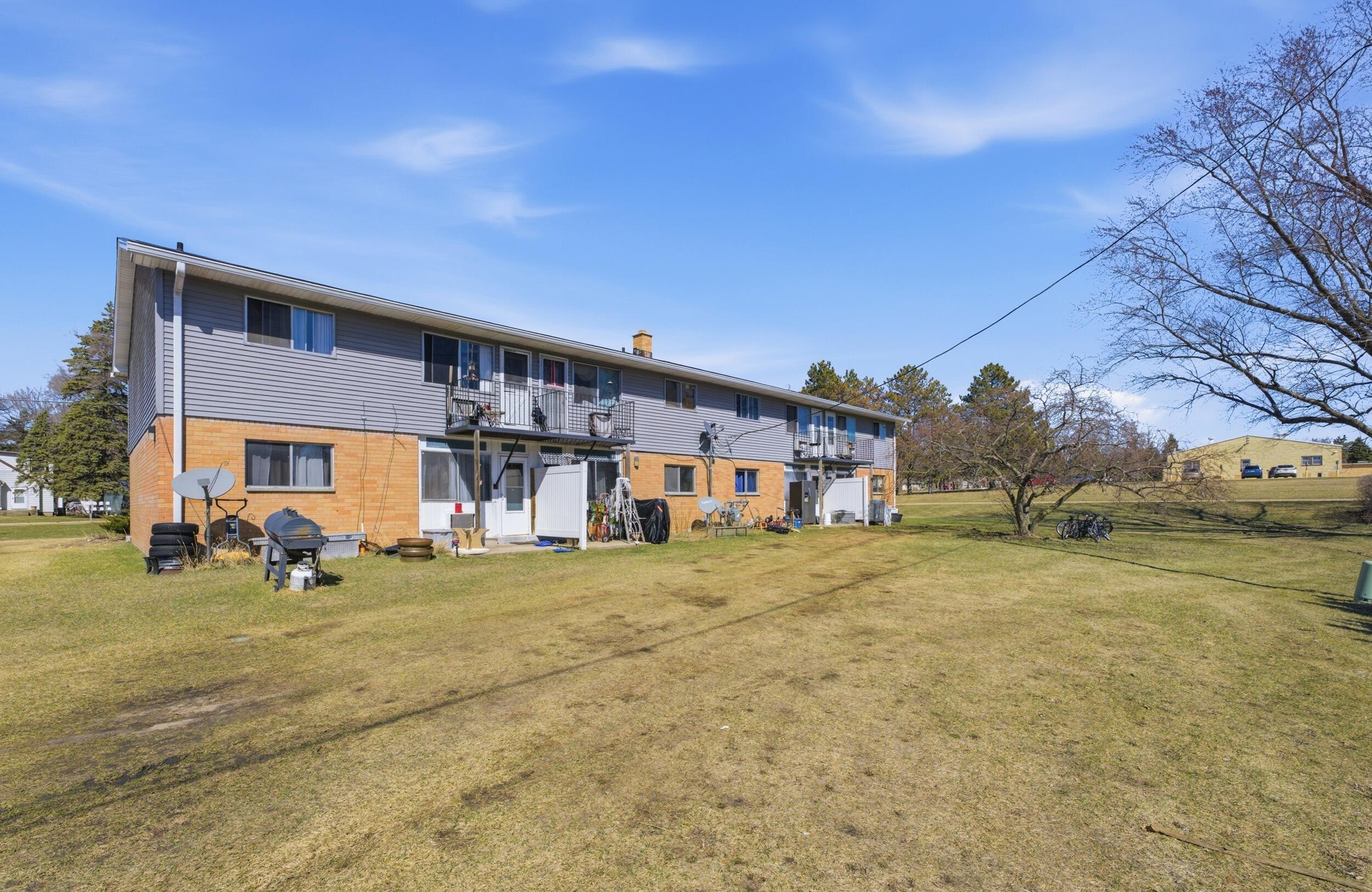717 Maple Street Palmyra, WI 53156 - Photo 7 of 15 6