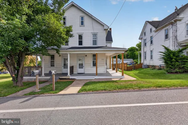 $199,900 | 2463 South Queen Street, York, PA 17402