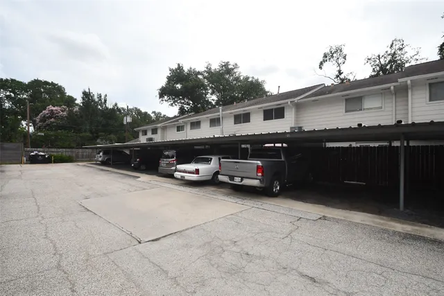 $1,695 | 10018 Knoboak Drive, Unit 21, Houston, TX 77080