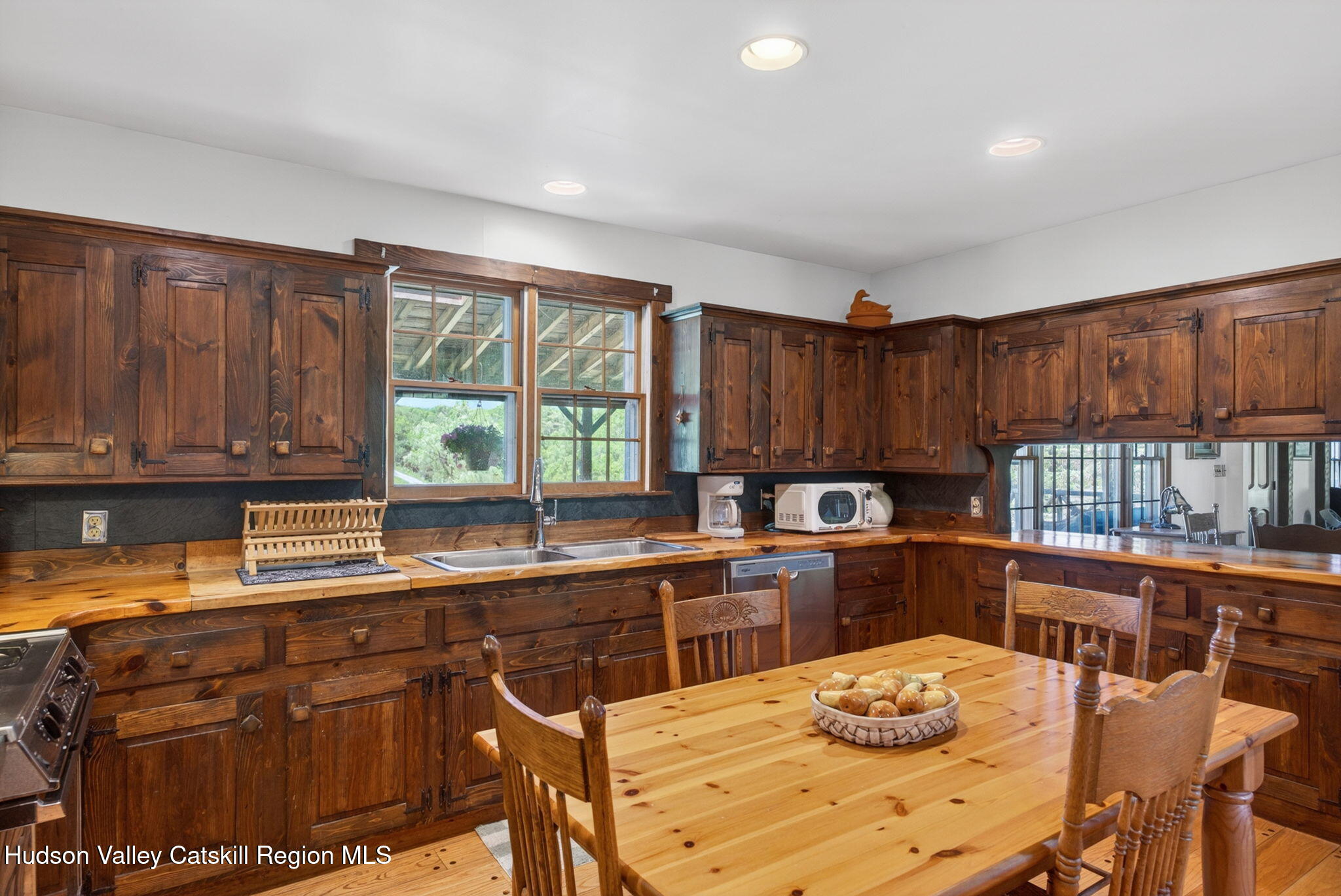 2838 Old Kings Road Catskill, NY 12414 - Photo 10 of 57 country kitchen