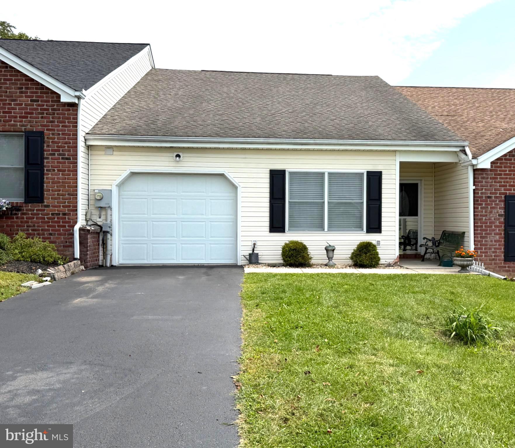 2556 Echo Springs Road Chambersburg, PA 17202 - Photo 1 of 23 Gallery Image 1