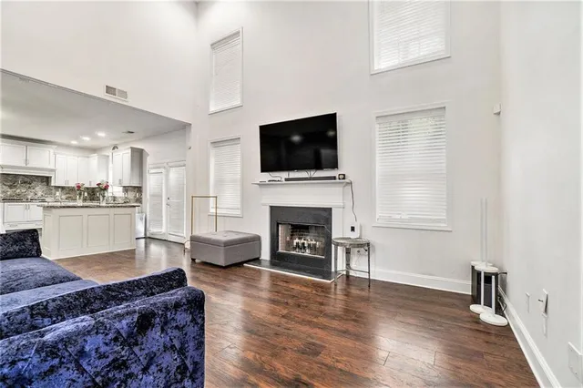 $2,800 | 2798 Glenlocke Circle Northwest, Atlanta, GA 30318