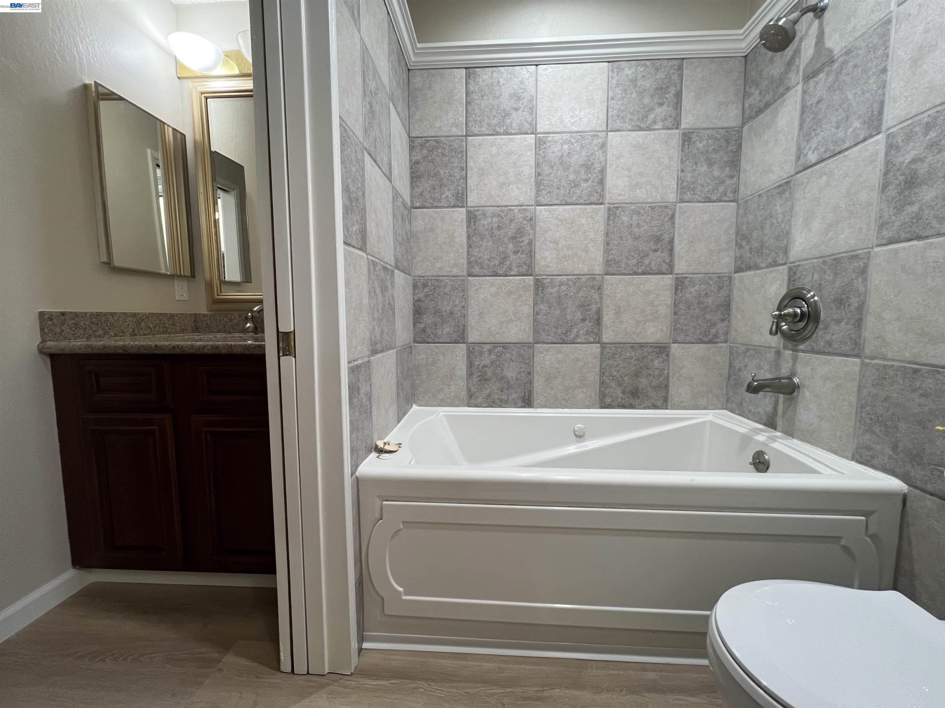 4176 San Pablo Dam Road, Unit B El Sobrante, CA 94803 - Photo 15 of 19