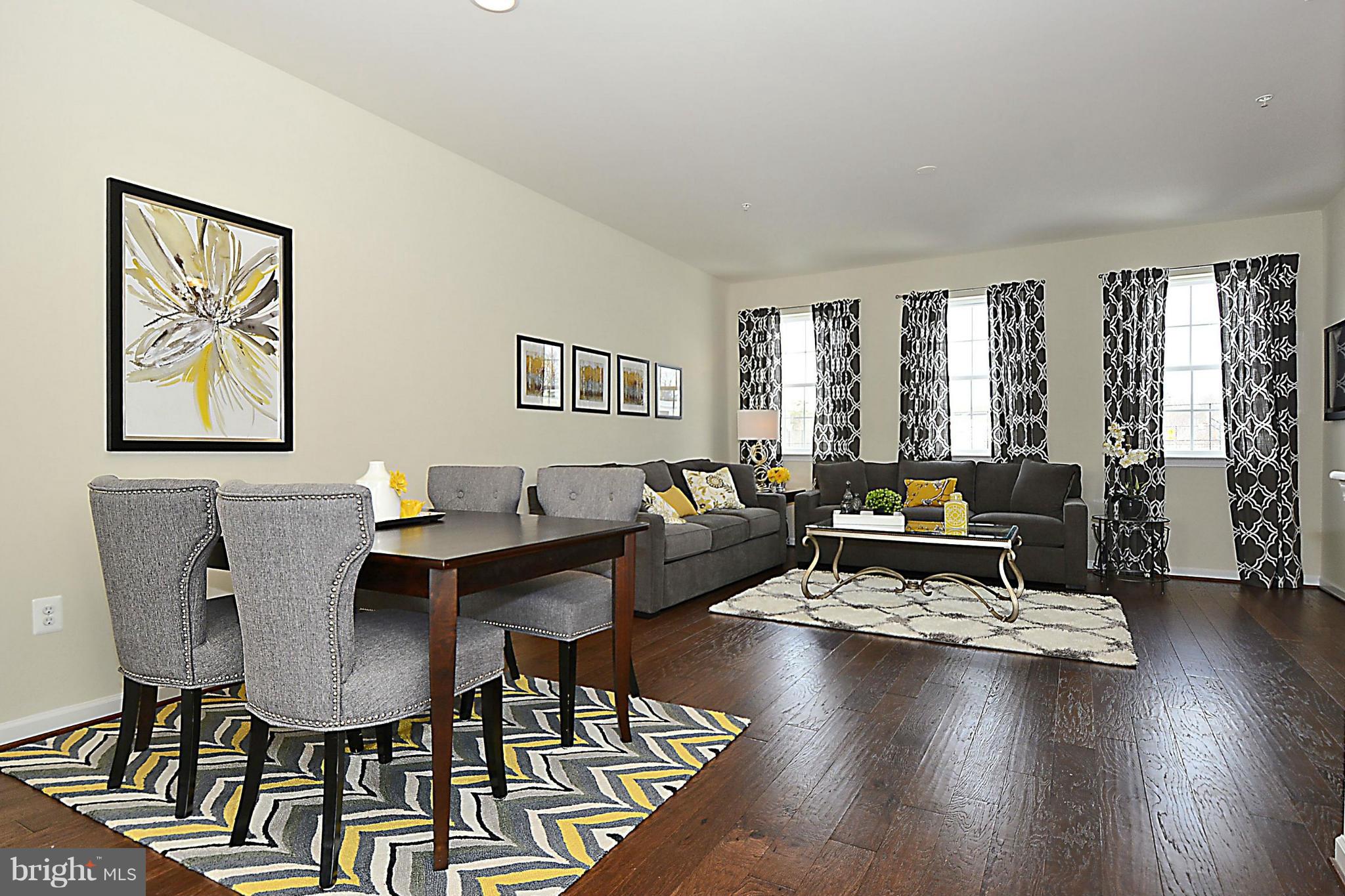 9389 Washington Avenue Laurel, MD 20723 - Photo 5 of 21 Dining Room