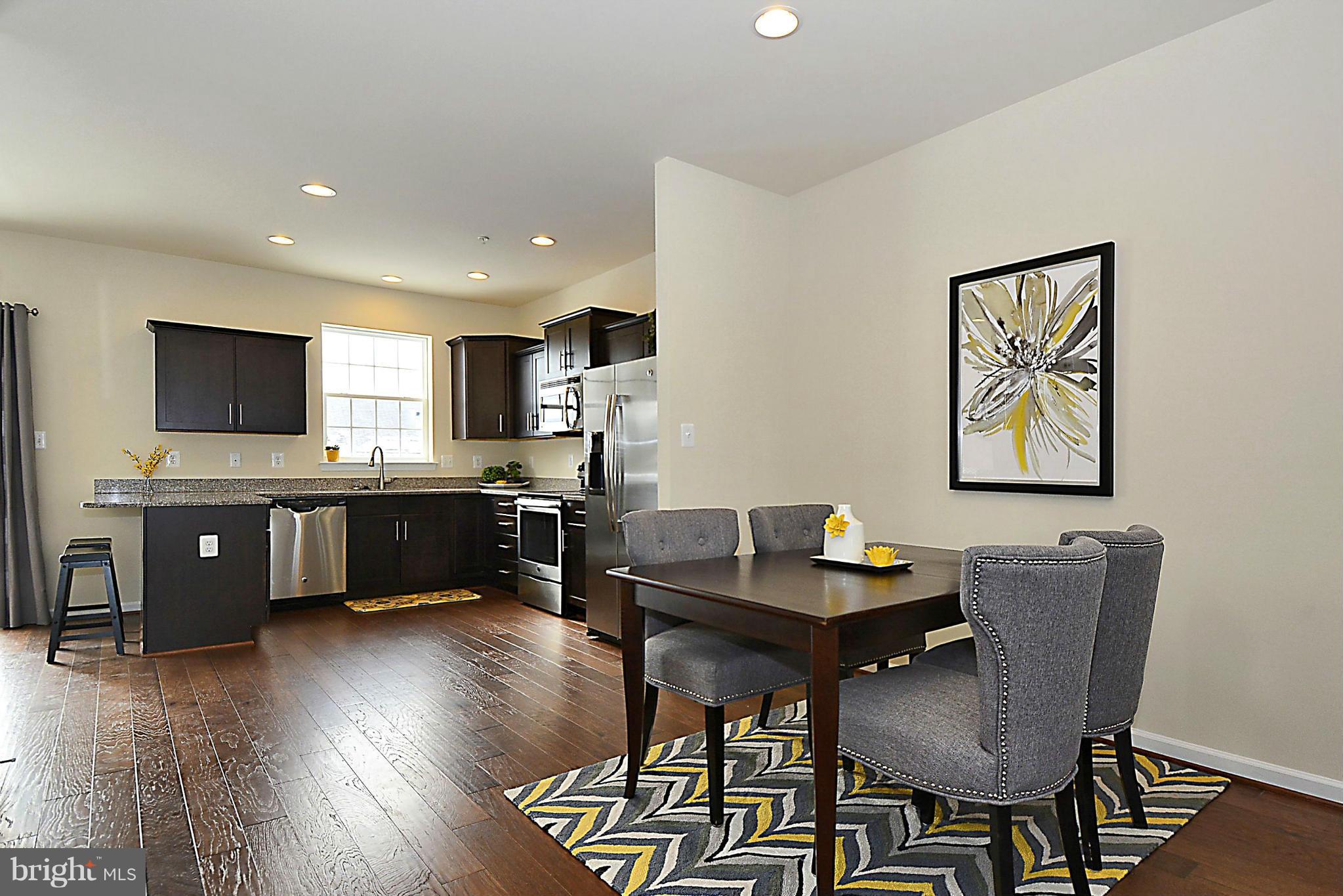 9389 Washington Avenue Laurel, MD 20723 - Photo 6 of 21 Dining Room