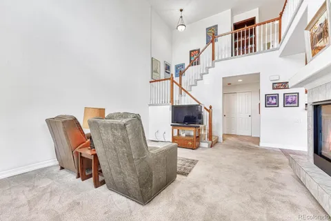 a view of livingroom and furniture