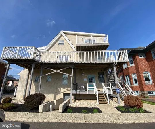 $2,300 | 478 East Main Street, Collegeville, PA 19426