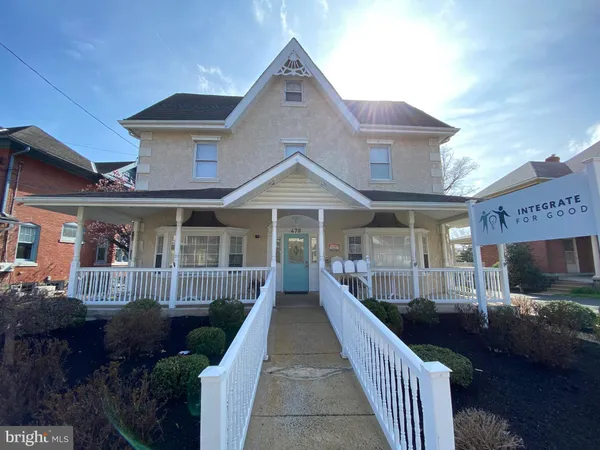 $2,300 | 478 East Main Street, Collegeville, PA 19426