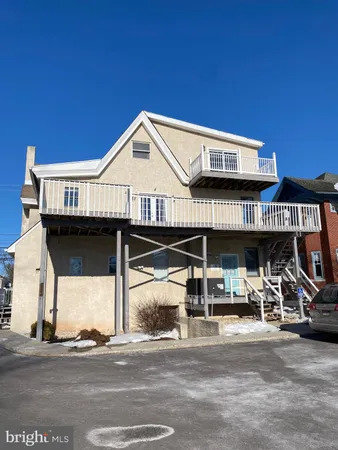 $2,300 | 478 East Main Street, Collegeville, PA 19426