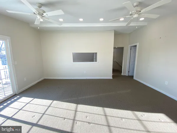 $2,300 | 478 East Main Street, Collegeville, PA 19426