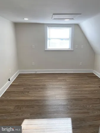 $2,300 | 478 East Main Street, Collegeville, PA 19426