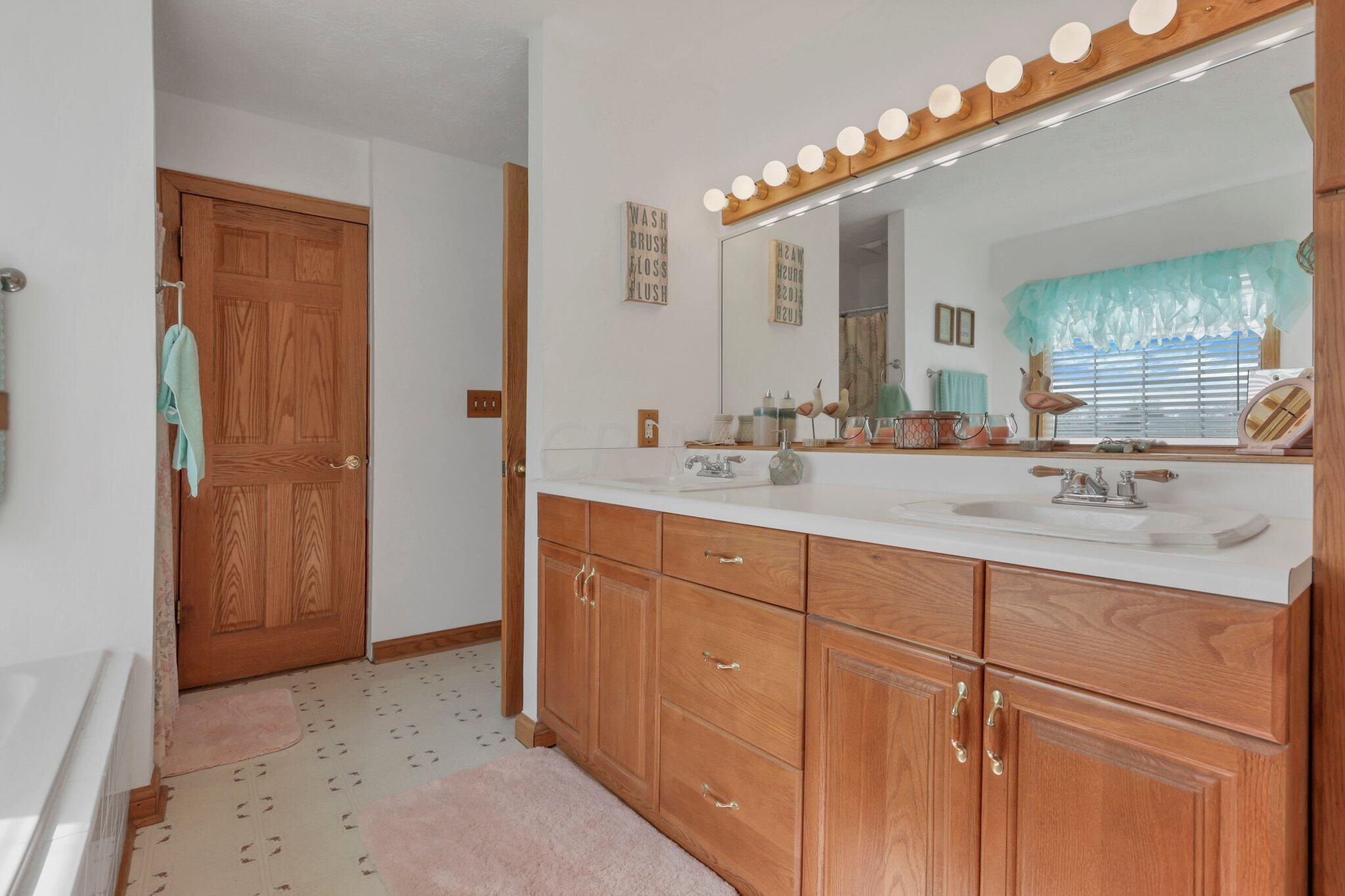 1734 Leonard Road Northwest Baltimore, OH 43105 - Photo 48 of 85 48-web-or-mls-0D3A6494