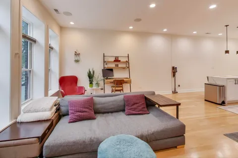 $415,000 | 1811 South Laflin Street, Unit 2, Chicago, IL 60608