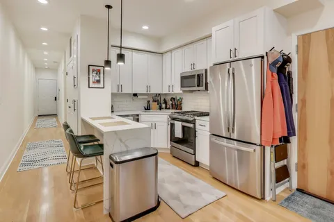 $415,000 | 1811 South Laflin Street, Unit 2, Chicago, IL 60608