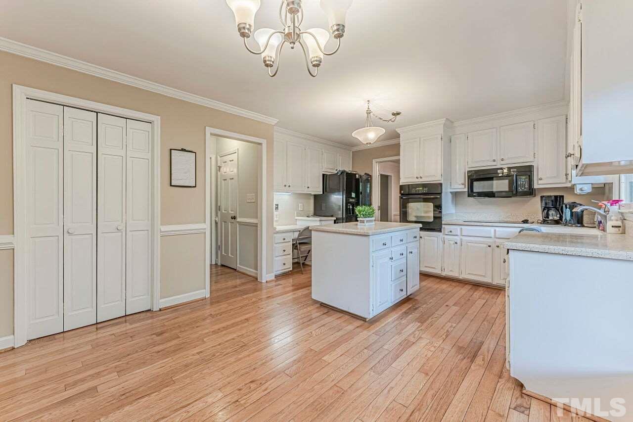 8416 Two Courts Drive Raleigh, NC 27613 - Photo 13 of 29