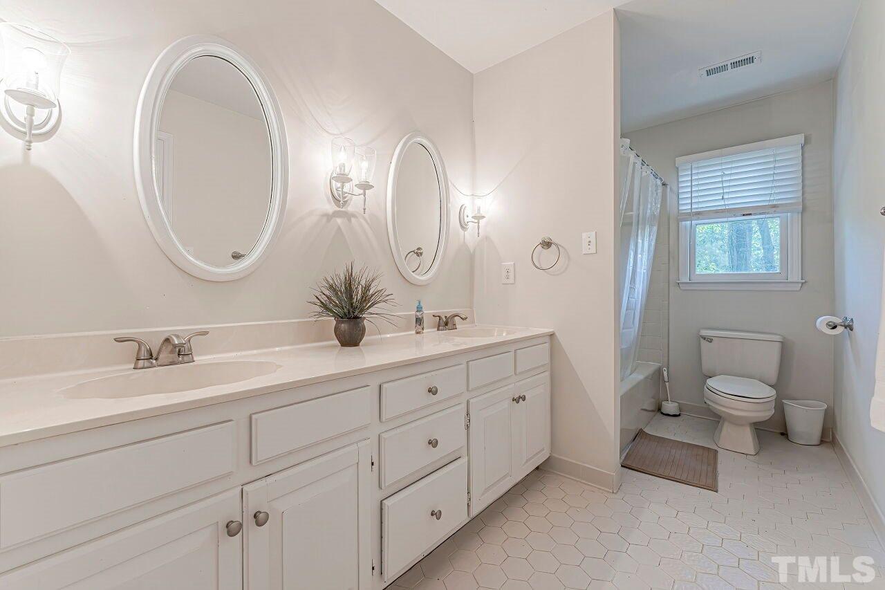 8416 Two Courts Drive Raleigh, NC 27613 - Photo 22 of 29