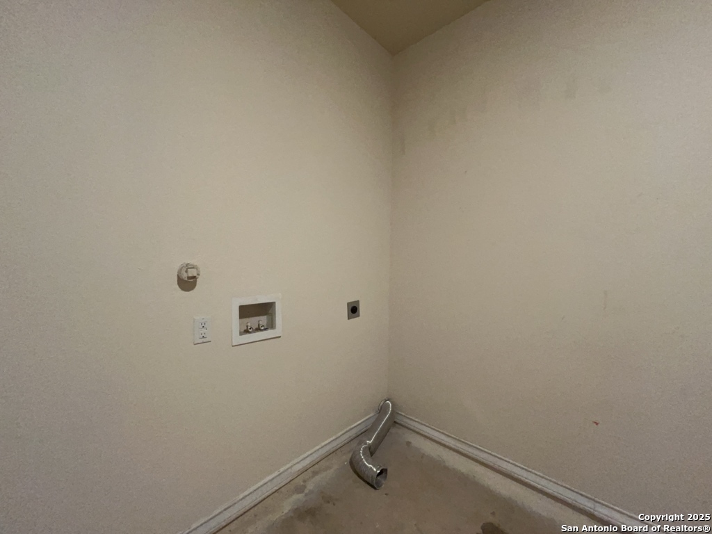 16821 Showdown Path, Unit 3 Selma, TX 78154 - Photo 27 of 37 a view of a small space