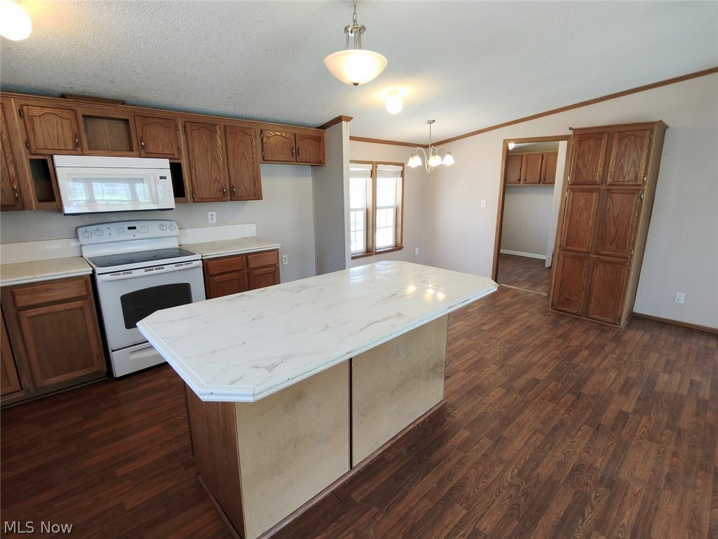9879 Minyoung Road Ravenna, OH 44266 - Photo 10 of 29 Gallery Image 10