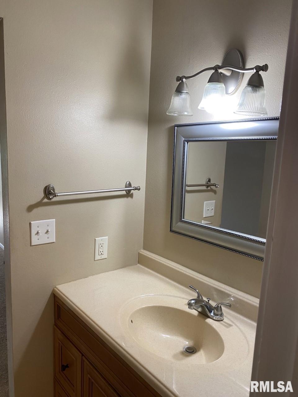 1350 Kimberly Ridge Road, Unit 304 Bettendorf, IA 52722 - Photo 18 of 22 Gallery Image 18