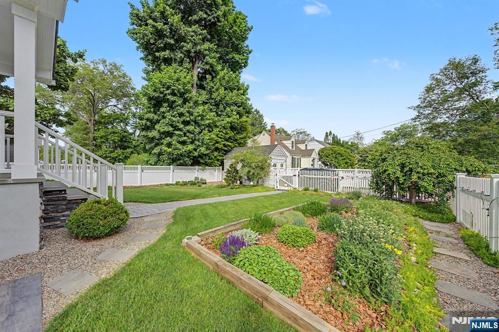 26 George Street Allendale, NJ 07401 - Photo 24 of 31