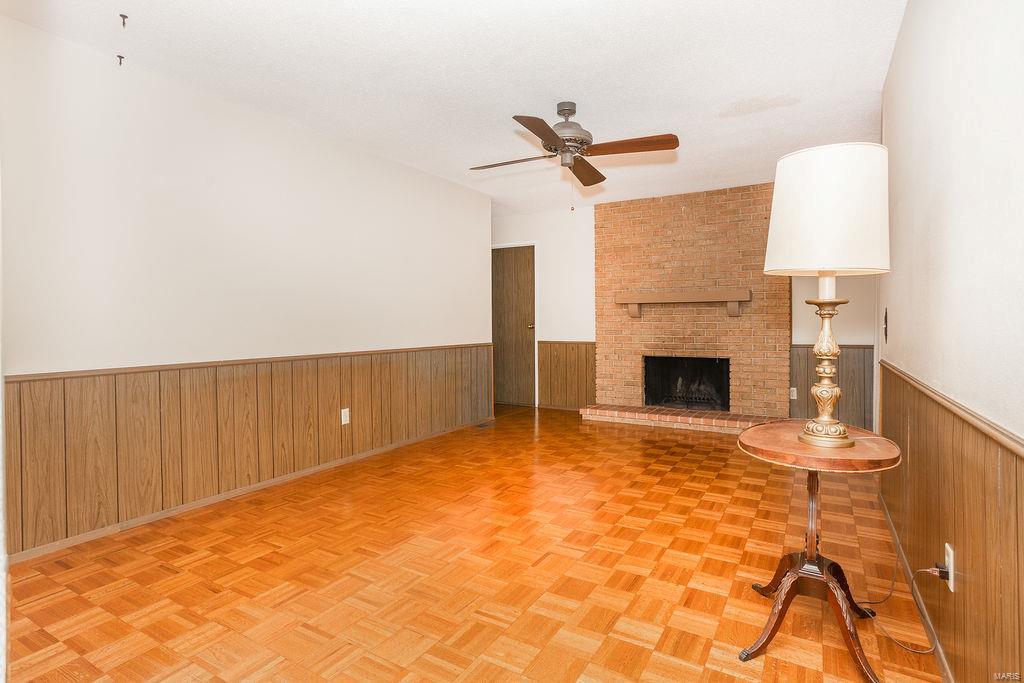 4959 Kerth Road St. Louis, MO 63128 - Photo 11 of 24 Gallery Image 11