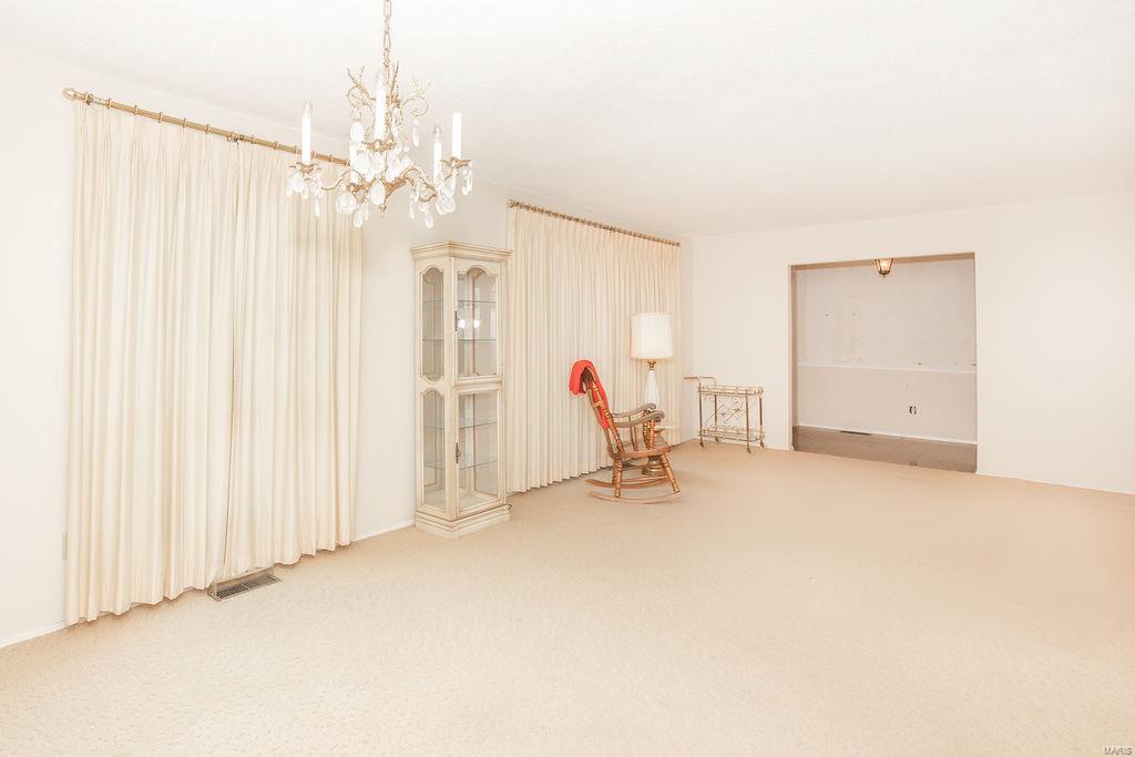 4959 Kerth Road St. Louis, MO 63128 - Photo 7 of 24 Gallery Image 7