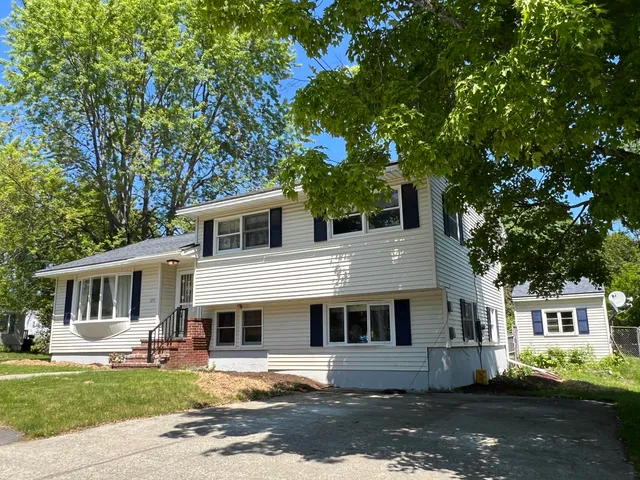 $350,000 | 277 Pearl Street, Bangor, ME 04401